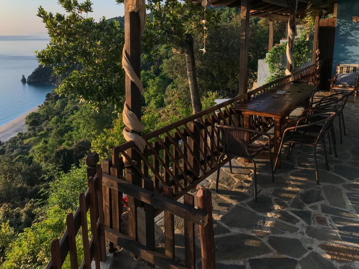 Balcony On The Rocks Villa Agioi Saranta Exteriör bild